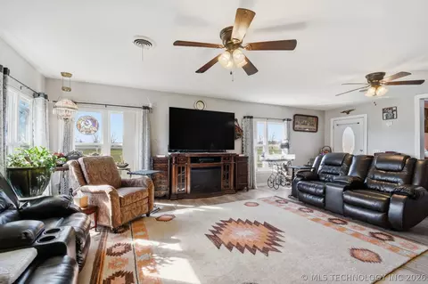 Living - 3431 E 360 Rd, Talala, OK 74080 photo 2 of 2
