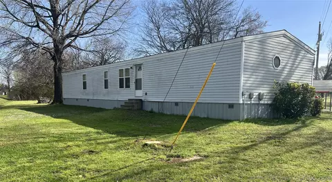 124 S Bk 1401 St, Stigler, OK 74462