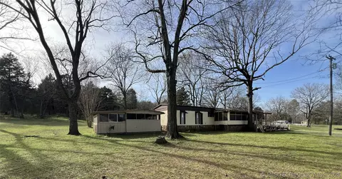 107 S Bk 1401 St, Stigler, OK 74462