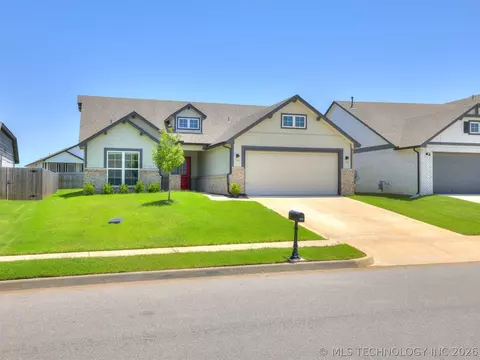 12333 N 132nd Ave E, Collinsville, OK 74021