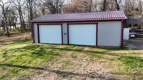 Exterior - 264 Delaware Ave, Eucha, OK 74342 photo 3 of 4