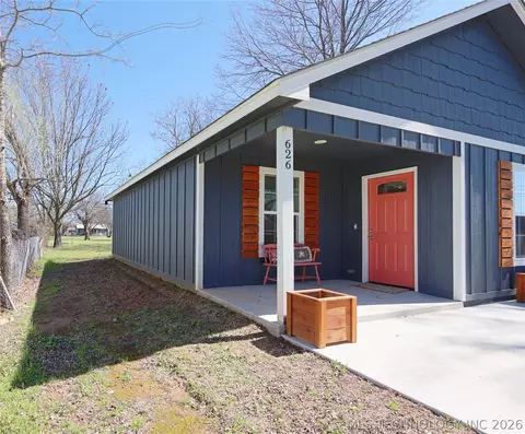 Exterior - 626 S Chickasaw Ave, Haskell, OK 74436 photo 3 of 4