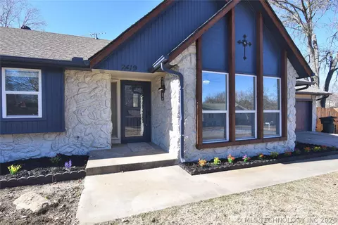 2419 Driftwood Dr, Claremore, OK 74017