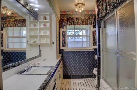 1736 E 59th Pl, Tulsa, OK 74105 photo 32