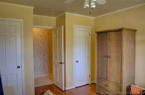 1736 E 59th Pl, Tulsa, OK 74105 photo 31