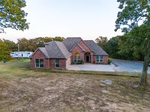 28520 W 166th St, Bristow, OK 74010