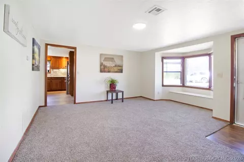 31206 E 683 Rd, Wagoner, OK 74467 photo 3