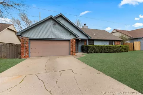 12111 E 36th St, Tulsa, OK 74146 photo 5