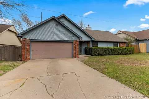 12111 E 36th St, Tulsa, OK 74146 photo 6