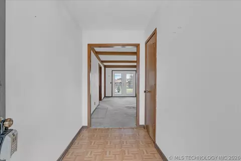 12111 E 36th St, Tulsa, OK 74146 photo 9