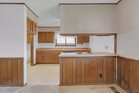 12111 E 36th St, Tulsa, OK 74146 photo 21