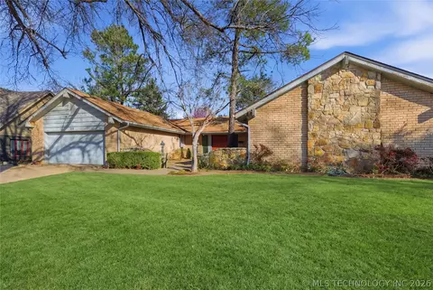 6213 E 49th St, Tulsa, OK 74135