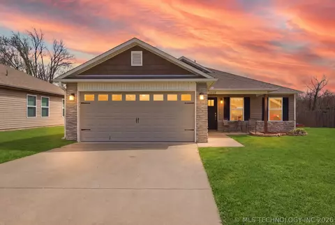 14145 S 298th East Ave, Coweta, OK 74429