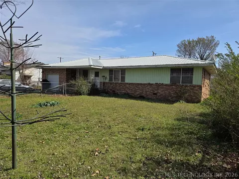 620 Choctaw S Ave, Claremore, OK 74017