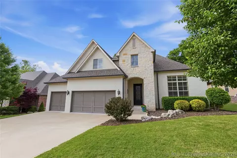 5104 W Birmingham St, Broken Arrow, OK 74011