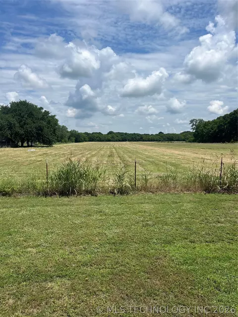 Conifer Road, Henryetta, OK 74437 photo 11