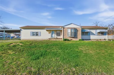 305 22nd NE, Miami, OK 74354