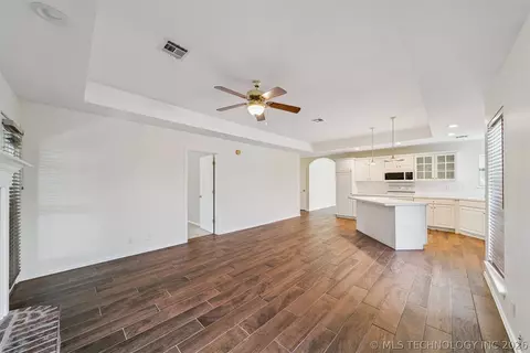 Living - 9534 E 76th St, Tulsa, OK 74133 photo 6 of 7