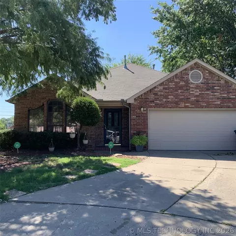 9534 E 76th St, Tulsa, OK 74133