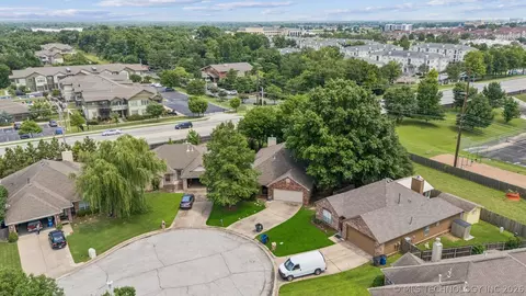 View/Area - 9534 E 76th St, Tulsa, OK 74133 photo 1 of 3