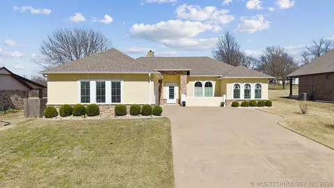 3202 Club St, Claremore, OK 74019