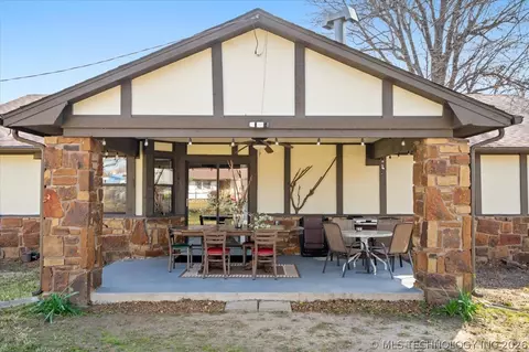 Exterior - 10815 E 7th St, Tulsa, OK 74128 photo 6 of 7