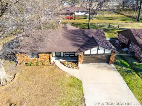 View/Area - 10815 E 7th St, Tulsa, OK 74128 photo 1 of 6