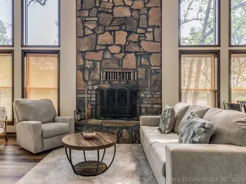 Living - 110390 S 4183, Checotah, OK 74426 photo 4 of 6
