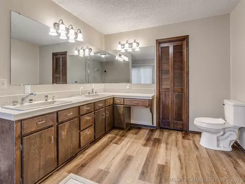 Bath - 110390 S 4183, Checotah, OK 74426 photo 1 of 7