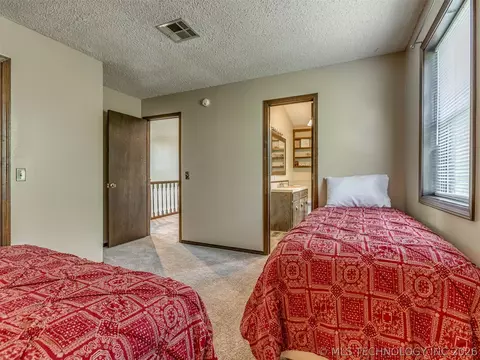 Bedroom - 110390 S 4183, Checotah, OK 74426 photo 7 of 8
