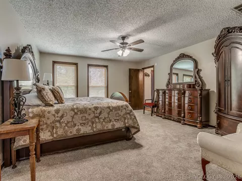 Bedroom - 110390 S 4183, Checotah, OK 74426 photo 2 of 8