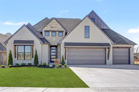 2740 E 135th Dr S, Bixby, OK 74008