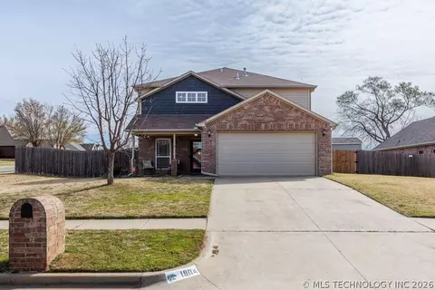 1904 Barnett Pl, Bartlesville, OK 74006