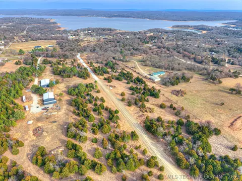 13 Emberlyn Ln, Longtown, OK 74432