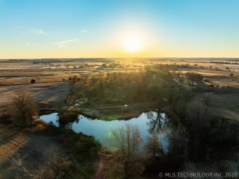 0110 E 220 Rd, Afton, OK 74331