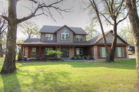 2713 Redbud Ln, Kingston, OK 73439