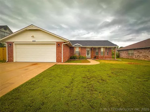 4005 Chaucer St, Muskogee, OK 74403
