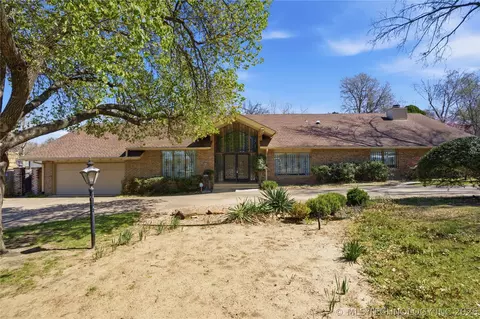 6271 S Jamestown Ave, Tulsa, OK 74136