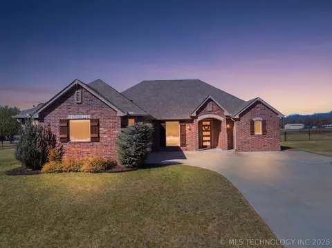 16144 S 251st East Ave, Coweta, OK 74429