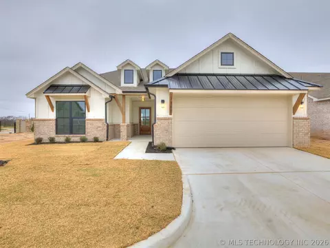 3381 E 153rd St S, Bixby, OK 74008