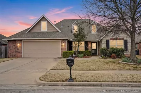 12528 S Date St, Jenks, OK 74037