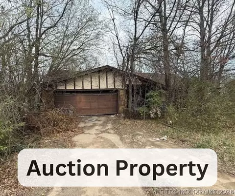 1411 SE 11th St, Wagoner, OK 74467