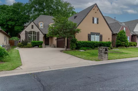9728 S 75th East Ave, Tulsa, OK 74133