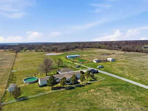 19828 S 365th East Ave, Porter, OK 74454