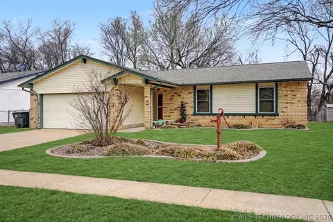 3005 S Ash Ave, Broken Arrow, OK 74012