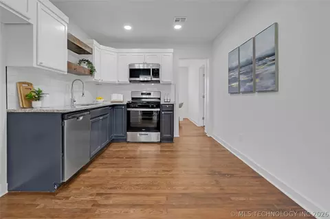 3315 E King Pl, Tulsa, OK 74115 photo 9