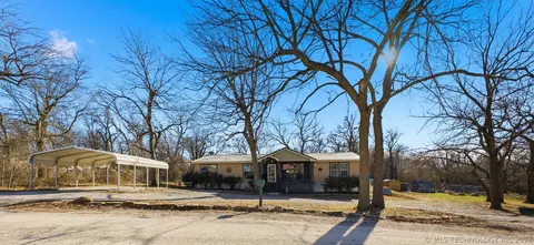 1291 Barnes, Sulphur, OK 73086