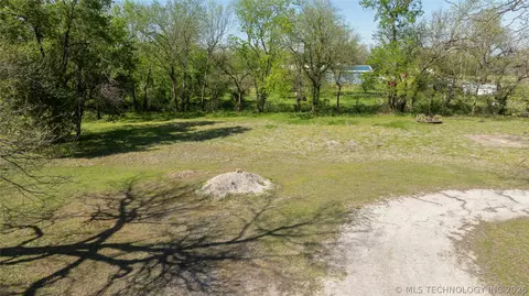 Other - 709 E 4th St, Skiatook, OK 74070 photo 14 of 17