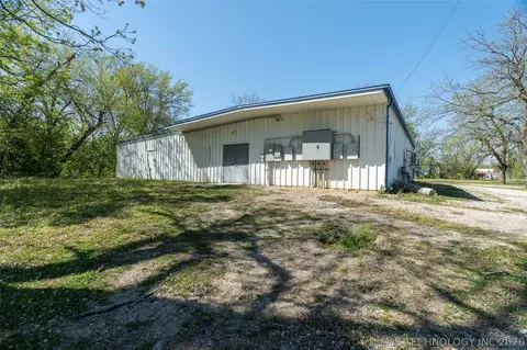 Other - 709 E 4th St, Skiatook, OK 74070 photo 5 of 17