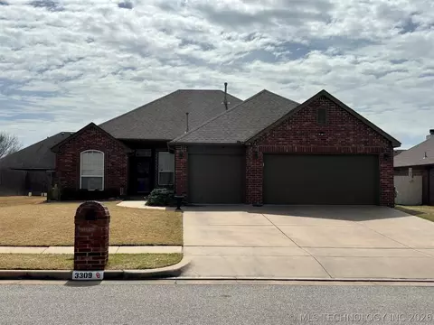 3309 E Hudson St, Broken Arrow, OK 74014